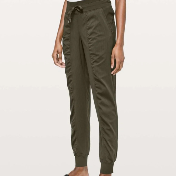 lululemon athletica Pants - Lululemon Dance Studio  Jogger *29"